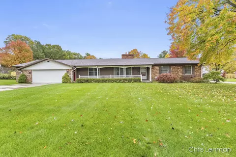 3278 Wildridge Dr NE, Grand Rapids, MI 49525