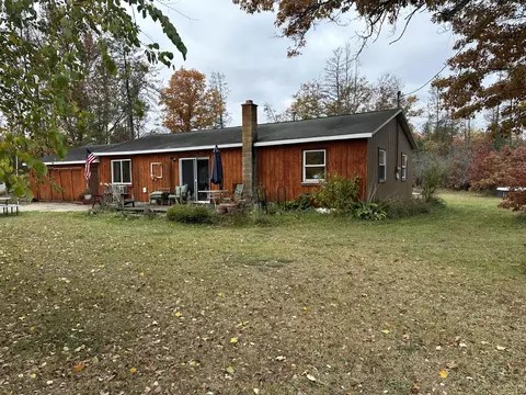 9301 S M37, Baldwin, MI 49304