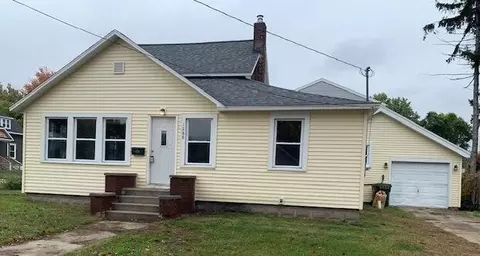 1288 Fifth St, Muskegon, MI 49441