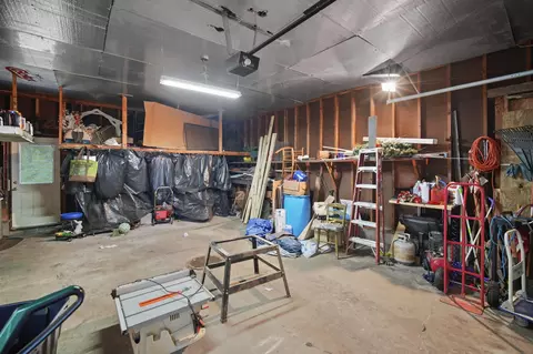 537 Newell Ave, Jackson, MI 49202 photo 23