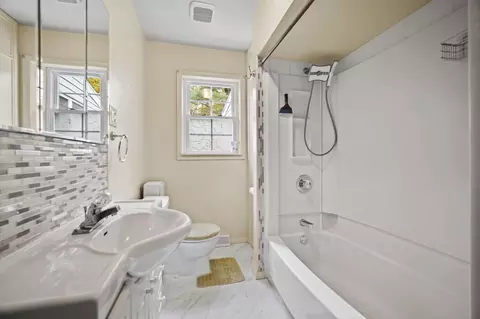 537 Newell Ave, Jackson, MI 49202 photo 17