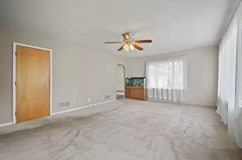537 Newell Ave, Jackson, MI 49202 photo 5