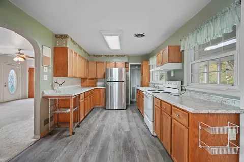 537 Newell Ave, Jackson, MI 49202 photo 8