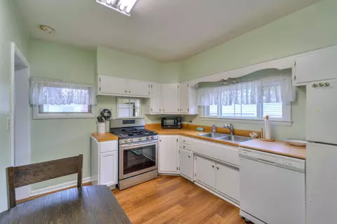 122 Austin Ave, Jackson, MI 49202 photo 11