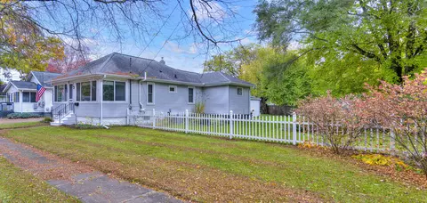 122 Austin Ave, Jackson, MI 49202 photo 3