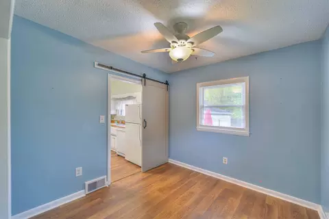 122 Austin Ave, Jackson, MI 49202 photo 12