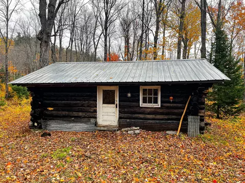 V/l 160 Red Road, Champion, MI 49814