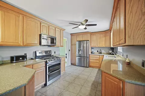 6264 Draper Rd, Jackson, MI 49201 photo 13