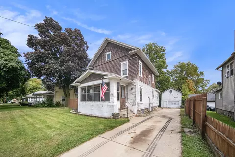 823 Backus St, Jackson, MI 49202