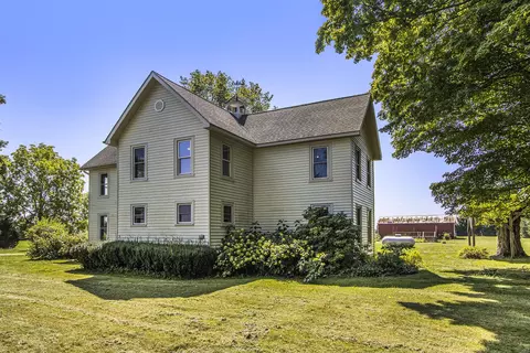 40955 Baseline Rd, Bloomingdale, MI 49026