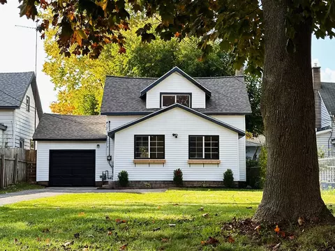 2121 Denwood Ave SW, Wyoming, MI 49509