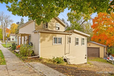 306 Rice St, Ionia, MI 48846