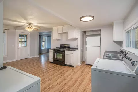 711 Brigham St, Plainwell, MI 49080 photo 8
