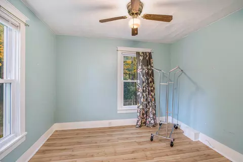 711 Brigham St, Plainwell, MI 49080 photo 11