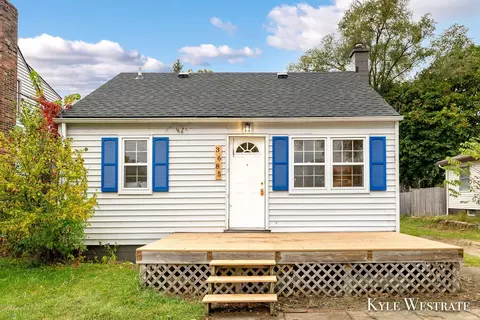 3685 Flamingo Ave SW, Wyoming, MI 49509