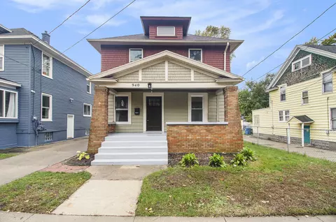 940 Watkins St SE, Grand Rapids, MI 49507
