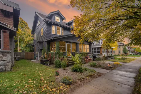 1304 Sherman St SE, Grand Rapids, MI 49506