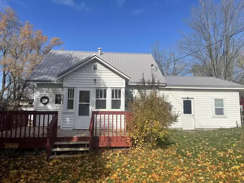 136 5th St, Marion, MI 49665 photo 37