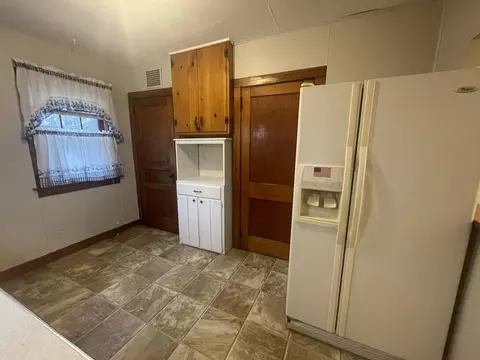 136 5th St, Marion, MI 49665 photo 8