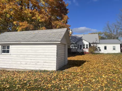 136 5th St, Marion, MI 49665 photo 35