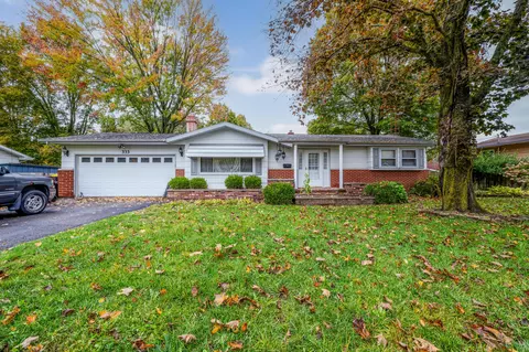 333 Pam Dr, Berrien Springs, MI 49103