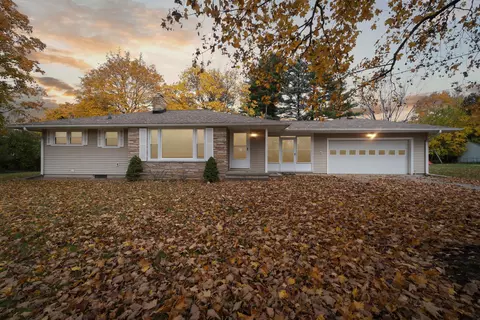 118 Summit St, Jackson, MI 49203