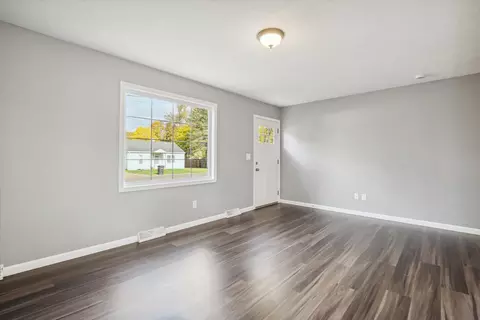 163 Peacock Walk, Jackson, MI 49202 photo 10