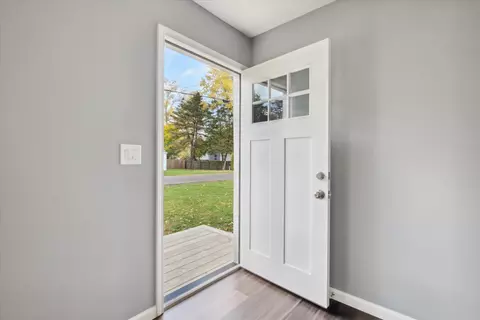 163 Peacock Walk, Jackson, MI 49202 photo 6