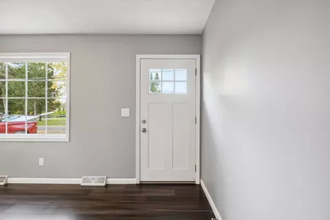 163 Peacock Walk, Jackson, MI 49202 photo 7