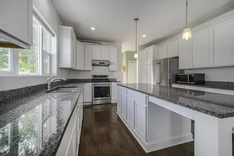 824 Tanglewood Dr, Jackson, MI 49203 photo 9