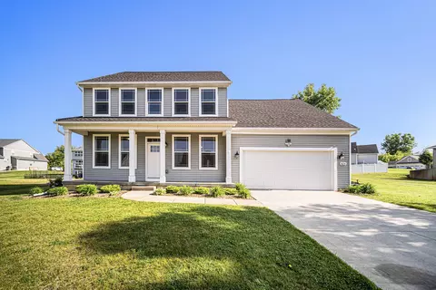 824 Tanglewood Dr, Jackson, MI 49203
