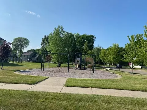 824 Tanglewood Dr, Jackson, MI 49203 photo 29