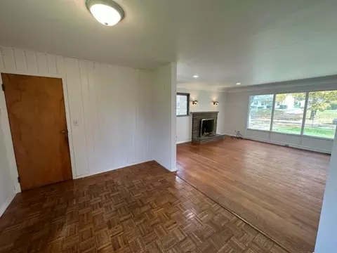 728 Whitney St, Jackson, MI 49202 photo 23