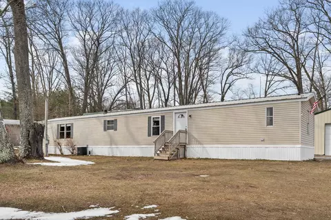 7136 E Us Highway 10, Chase, MI 49623