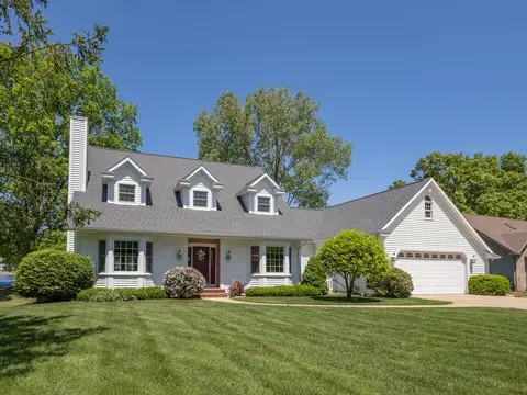 530 Treasure Island Dr, Mattawan, MI 49071