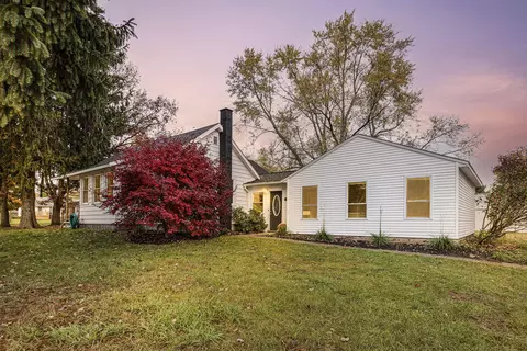 1195 16 Mile Rd, Kent City, MI 49330