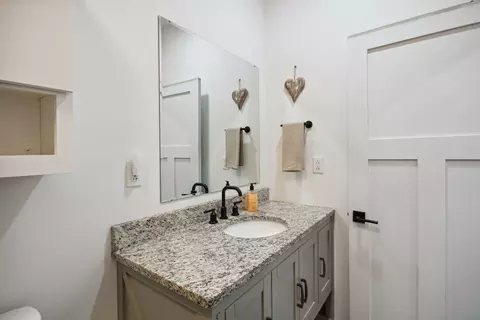 5304 Squires Manor Rd, Jackson, MI 49201 photo 12