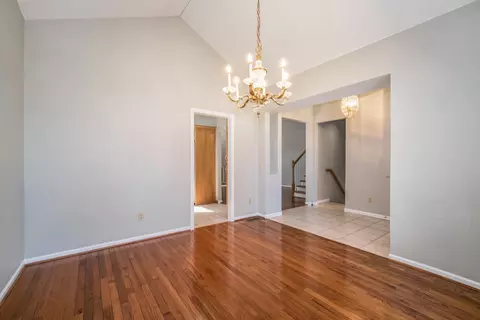 2321 Ridgeway Rd, Jackson, MI 49203 photo 4