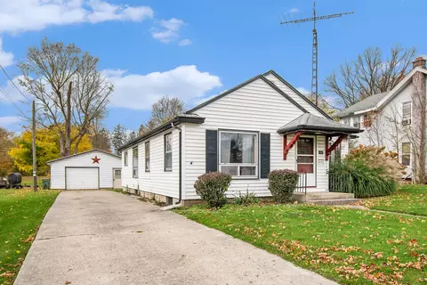 121 N Second St, Cassopolis, MI 49031