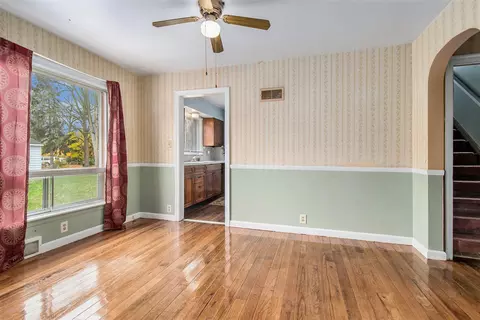 121 N Second St, Cassopolis, MI 49031 photo 6