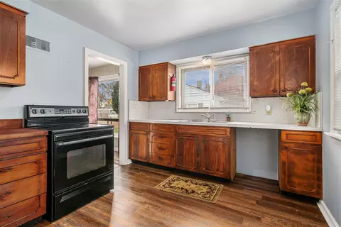 121 N Second St, Cassopolis, MI 49031 photo 7