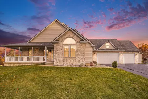 5736 I Dr S, East Leroy, MI 49051