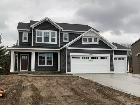 12666 Manchester Dr, Grand Haven, MI 49417