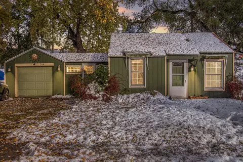 308 Maple St, Spring Lake, MI 49456