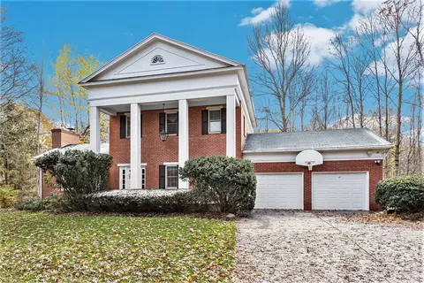 5368 E De Ave, Kalamazoo, MI 49004