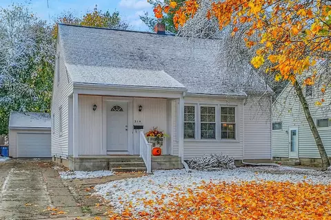 314 Rosemary St SE, Grand Rapids, MI 49507