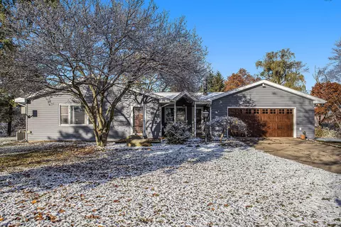 21745 14 Mile Rd, Bellevue, MI 49021