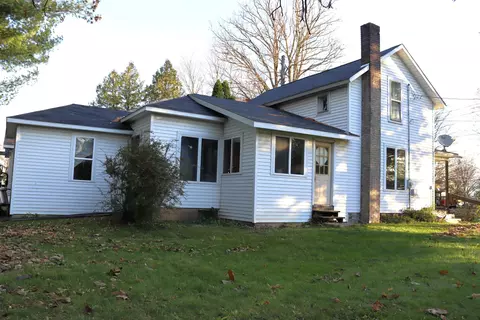 130 Broad St, Clarksville, MI 48815