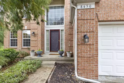 8450 Rainbows End Rd SE, Caledonia, MI 49316