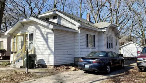 1951 Jarman St, Muskegon, MI 49442
